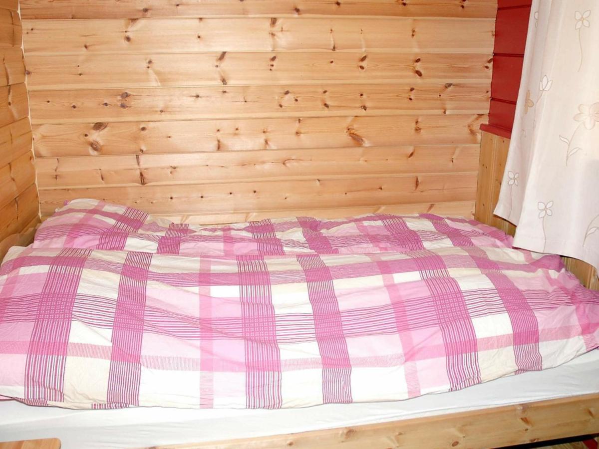 Three-Bedroom Holiday Home In Isfjorden Torvik 外观 照片